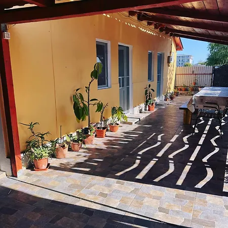 Casa Denisa Holiday home *